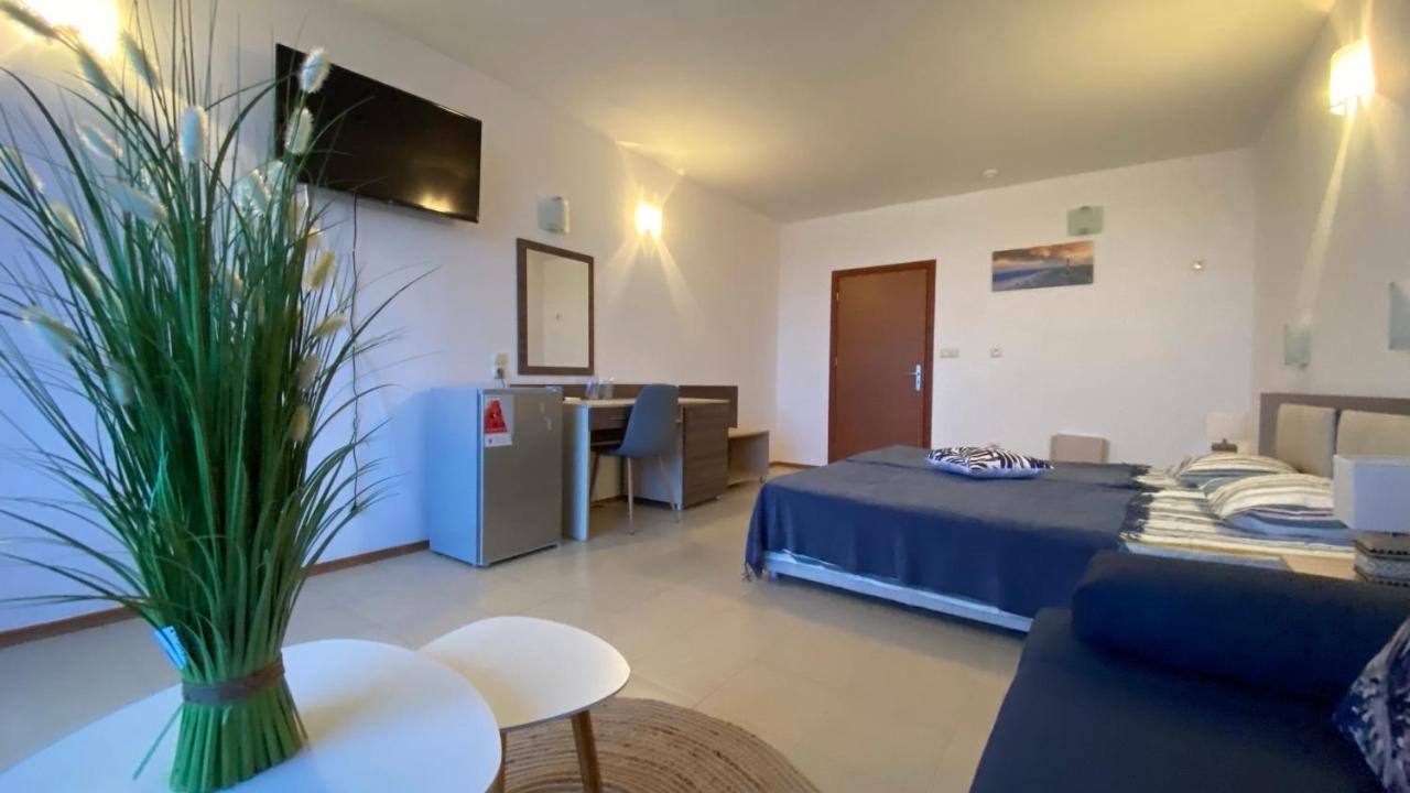 Esperanto 401 Large Studio Sunny Beach Buitenkant foto